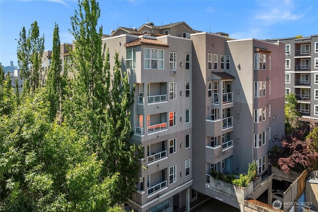 4343 Roosevelt Way NE Unit 401, Seattle, WA 98105 - view of apartment building / complex