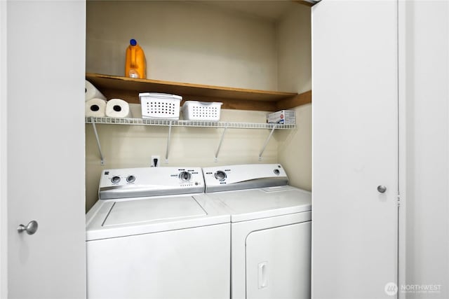 8906 161st St E, Puyallup, WA 98375 - washroom with washing machine and clothes dryer