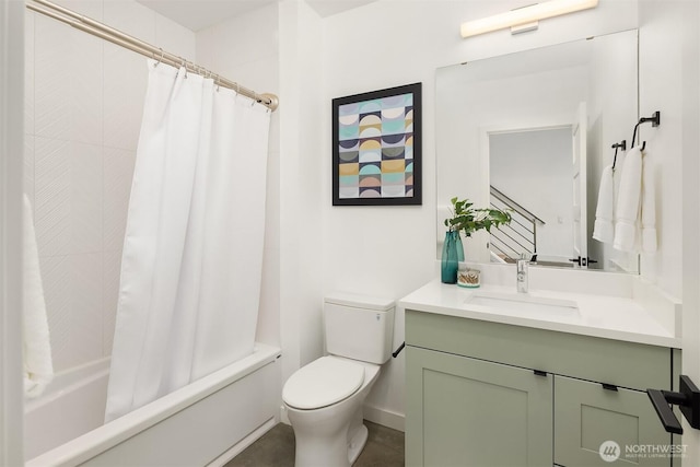 3852 Beach Dr SW Unit A, Seattle, WA 98116 - full bathroom featuring vanity and shower / bath combo with shower curtain