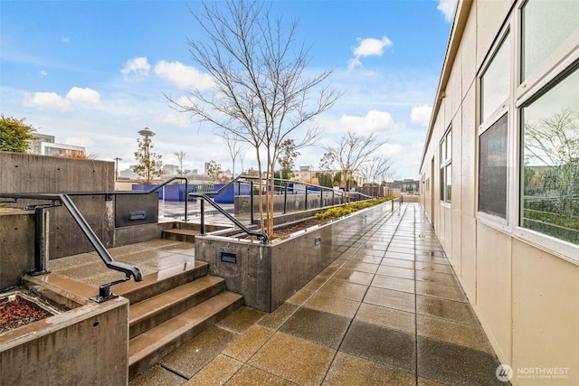 17 W Mercer St Unit 206, Seattle, WA 98119 - view of patio / terrace