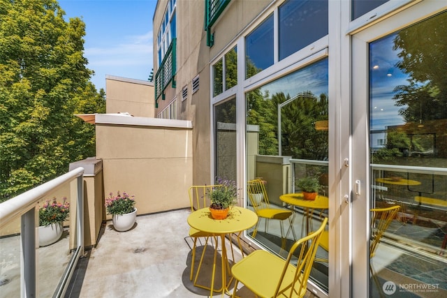 17 W Mercer St Unit 206, Seattle, WA 98119 - view of balcony