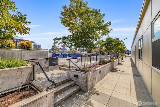 17 W Mercer St Unit 206, Seattle, WA 98119 - view of patio / terrace