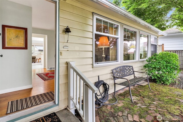 2708 Lynn St, Bellingham, WA 98225 - view of doorway to property