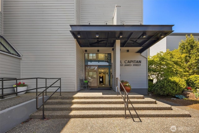 200 James St Unit 206, Edmonds, WA 98020 - view of property entrance
