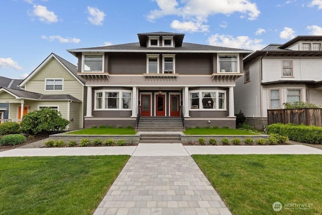 720 N L St, Tacoma, WA 98403 - american foursquare style home featuring covered porch