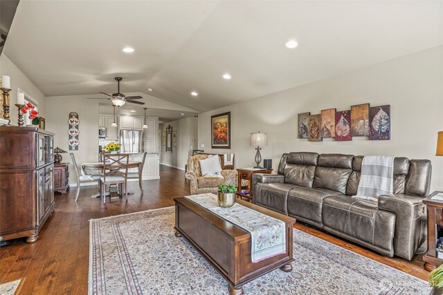 8 Clearview Dr, Longview, WA 98632 - living area featuring lofted ceiling, a ceiling fan, dark wood-style flooring, baseboards, and recessed lighting