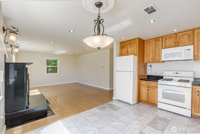 12001 20th Ave NE, Seattle, WA 98125 - photo 37