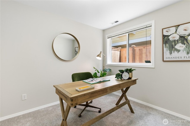 6537 5th Ave NE Unit B, Seattle, WA 98115 - carpeted office space with baseboards