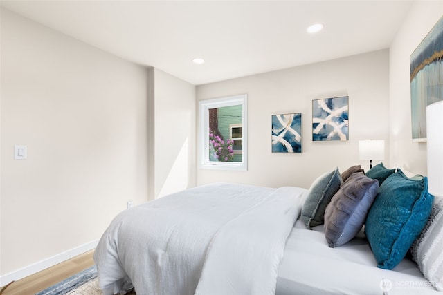 4022 N 19th St, Tacoma, WA 98406 - bedroom with light wood-style floors, recessed lighting, and baseboards