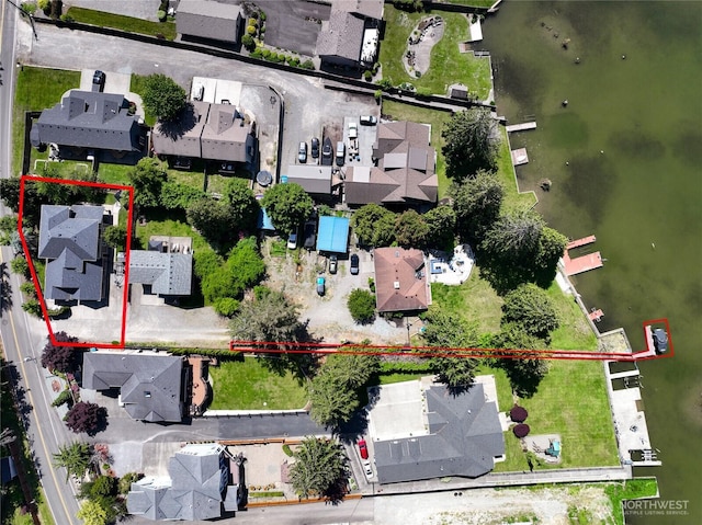 6214 207th Ave E, Bonney Lake, WA 98391 - aerial view of residential area with property boundaries highlighted