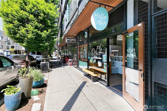 215 20th Ave E Unit 203, Seattle, WA 98112 - view of property's community