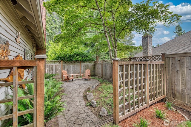 22233 NE 23rd St, Sammamish, WA 98074 - fenced backyard with a patio