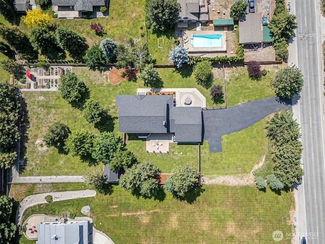 10303 Ski Hill Dr, Leavenworth, WA 98826 - aerial view of a pool area