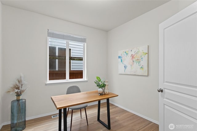 12611 13th Ave SE, Everett, WA 98208 - home office featuring light wood-type flooring and baseboards