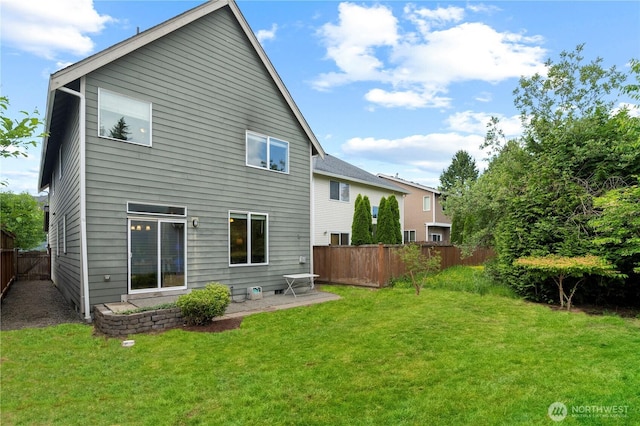 12611 13th Ave SE, Everett, WA 98208 - rear view of house with a patio