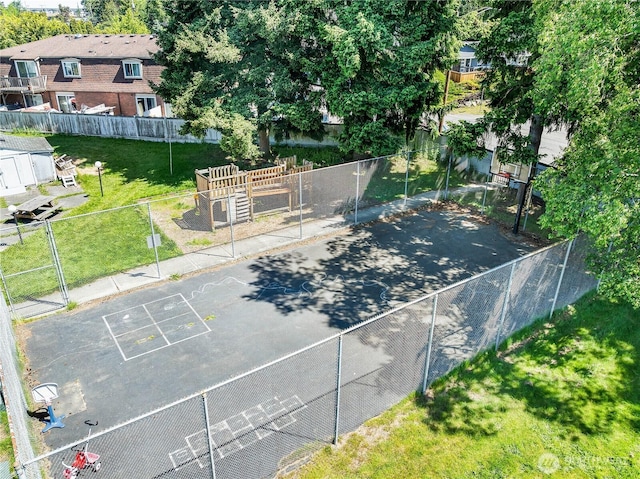 8823 Holly Dr Unit H207, Everett, WA 98208 - view of tennis court