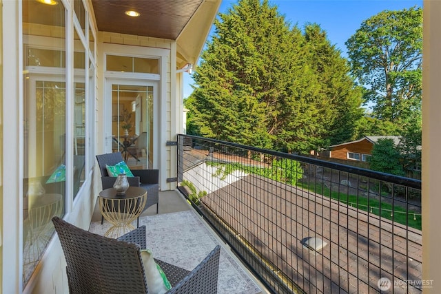 11744 NE Sand Point Way, Seattle, WA 98125 - view of balcony
