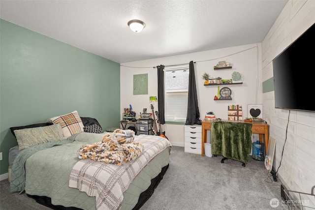 505 Herren Ave, Winlock, WA 98596 - bedroom featuring carpet floors, a textured ceiling, and baseboards