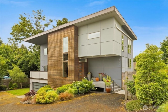 4531 S Kenny St, Seattle, WA 98118 - view of side of home