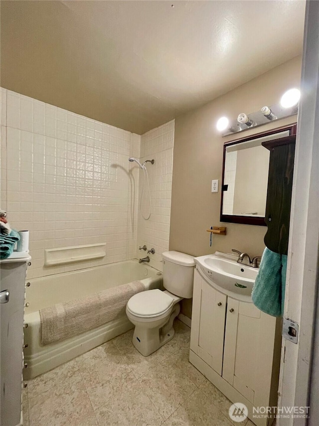 30 Hemlock St N, Soap Lake, WA 98851 - bathroom with vanity, bathtub / shower combination, toilet, and tile patterned floors
