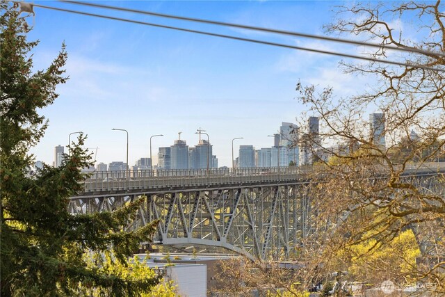 724 N 36th St, Seattle, WA 98103 - skyline view with a notable bridge