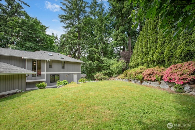 19306 SE 21st St, Sammamish, WA 98075 - view of green lawn