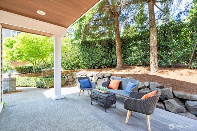 7817 NE 112th St, Kirkland, WA 98034 - view of patio / terrace
