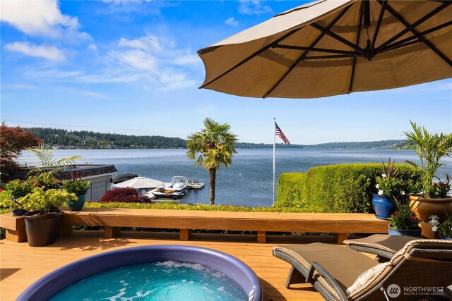 17834 SE 40th Pl, Bellevue, WA 98008 - view of pool with a deck with water view and an outdoor hot tub