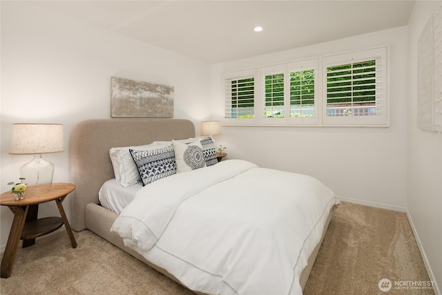 7440 SE 32nd St, Mercer Island, WA 98040 - carpeted bedroom featuring baseboards and recessed lighting