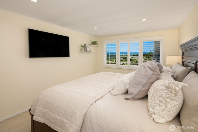 7440 SE 32nd St, Mercer Island, WA 98040 - bedroom with carpet flooring and recessed lighting