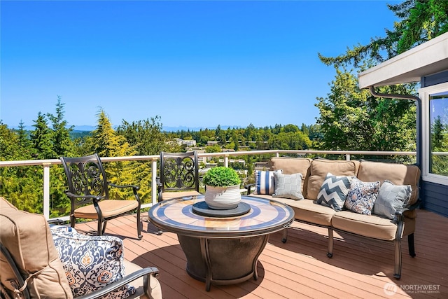 7440 SE 32nd St, Mercer Island, WA 98040 - wooden deck with outdoor lounge area
