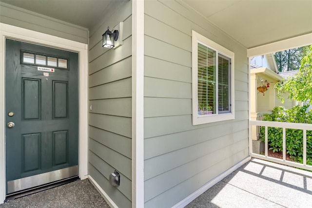 5513 Starlight St E, Fife, WA 98424 - entrance to property with covered porch