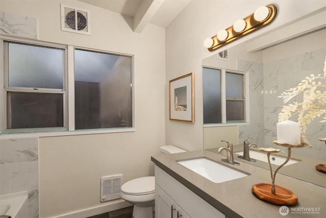 846 NE 104th St, Seattle, WA 98125 - full bath with vanity, toilet, and a bath