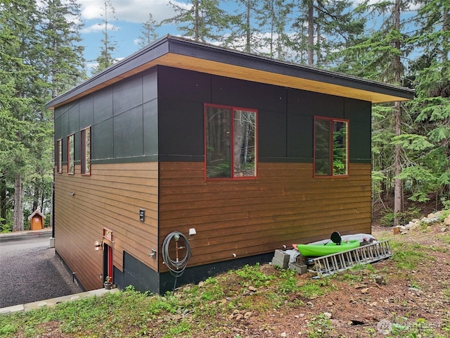 3271 Via Kachess Rd, Easton, WA 98925 - view of side of home
