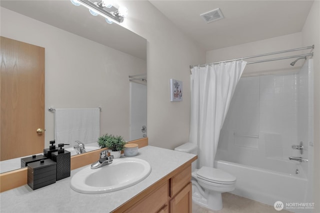 22111 96th Pl S, Kent, WA 98031 - full bathroom featuring vanity, shower / bath combo, and toilet