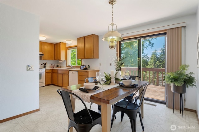 3861 Gala Loop, Bellingham, WA 98226 - dining room featuring baseboards and light floors