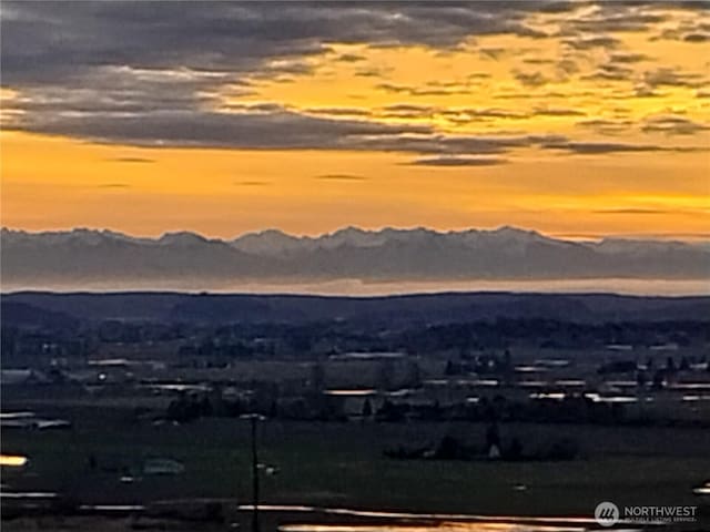 7514 Avalon Heights Way, Sedro Woolley, WA 98284 - view of mountain background