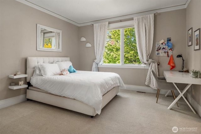 9420 NE 31st St, Clyde Hill, WA 98004 - carpeted bedroom featuring baseboards