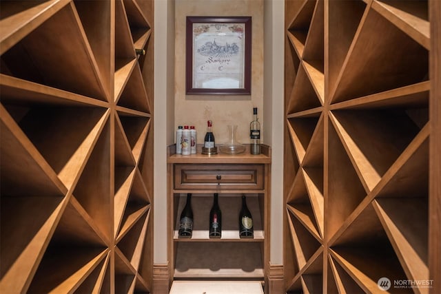 9420 NE 31st St, Clyde Hill, WA 98004 - view of wine area