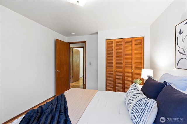 9125 221st St SW, Edmonds, WA 98026 - bedroom featuring a closet