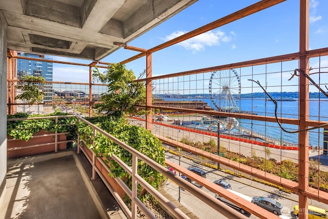 1425 Western Ave Unit L308, Seattle, WA 98101 - balcony with a water view