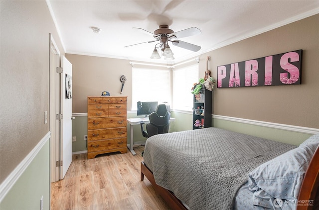 5614 Vincent Ct SE, Lacey, WA 98513 - bedroom featuring light wood-type flooring, crown molding, and ceiling fan