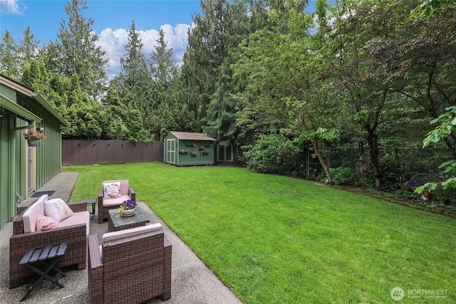 3904 Ridge Way, Mount Vernon, WA 98273 - view of yard with an outdoor hangout area and a patio area