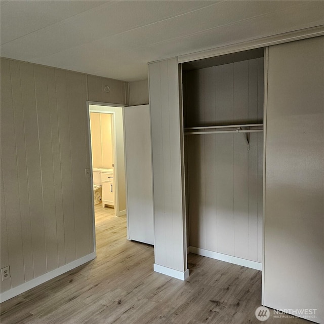 7031 NE 175th St Unit 20, Kenmore, WA 98028 - view of closet