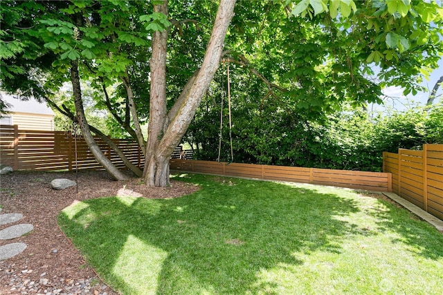 2736 SW Holden St, Seattle, WA 98126 - view of fenced backyard