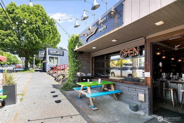2736 SW Holden St, Seattle, WA 98126 - view of patio