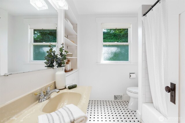 9611 Rainier Ave S, Seattle, WA 98118 - photo 17