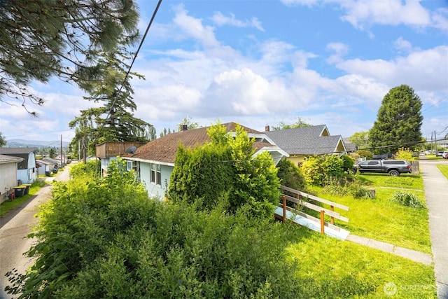 208 Carolina St, Bellingham, WA 98225 - view of side of property