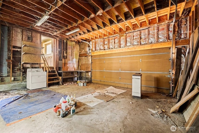 208 Carolina St, Bellingham, WA 98225 - garage featuring washer / clothes dryer