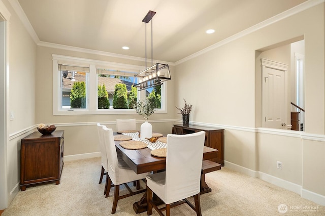 27528 SE 28th Ct, Sammamish, WA 98075 - carpeted dining area featuring crown molding, recessed lighting, and baseboards